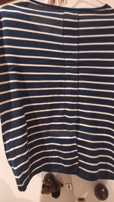 Camisola azul escura com riscas brancas - S - Springfield