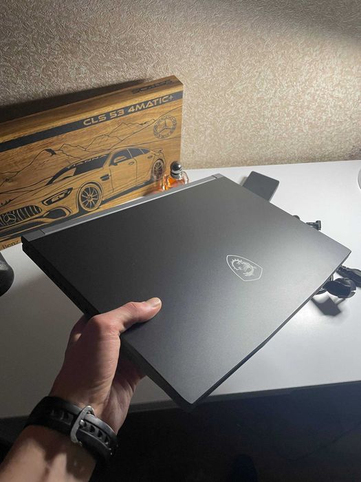 Ігровий ноутбук MSI Thin A15 B7UC