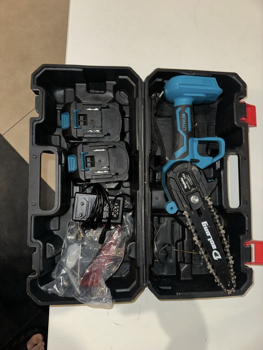 Пила-сучкорез аккумуляторная цепная Mini Electric Chainsaw 2хАКБ 4