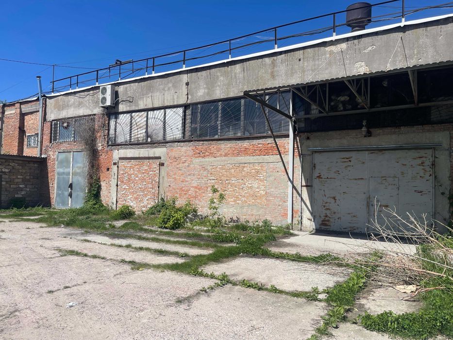 Продаж виробничого, складського приміщення