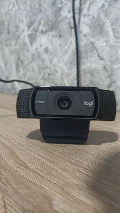 Веб-камера Logitech C920e HD 1080p в ідеальному стані