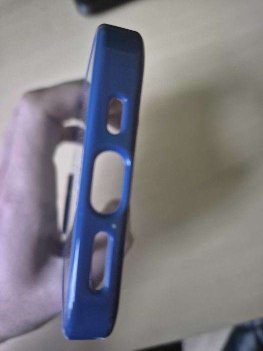Etui na telefon sbs
