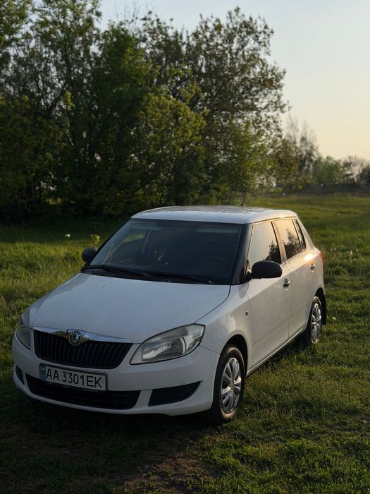 SKODA FABIA 1.4 16v benz 2011