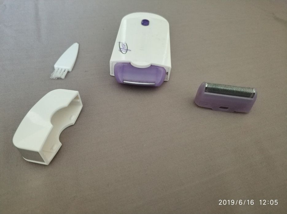 Máquina depiladora com luz pulsada