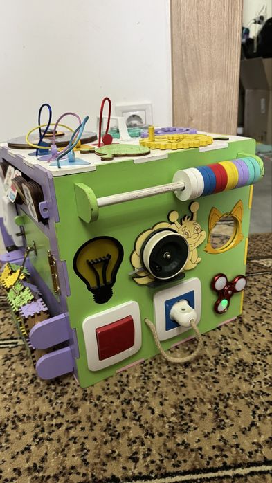 Мини-игровой комплекс Бизикуб/Бизиборд