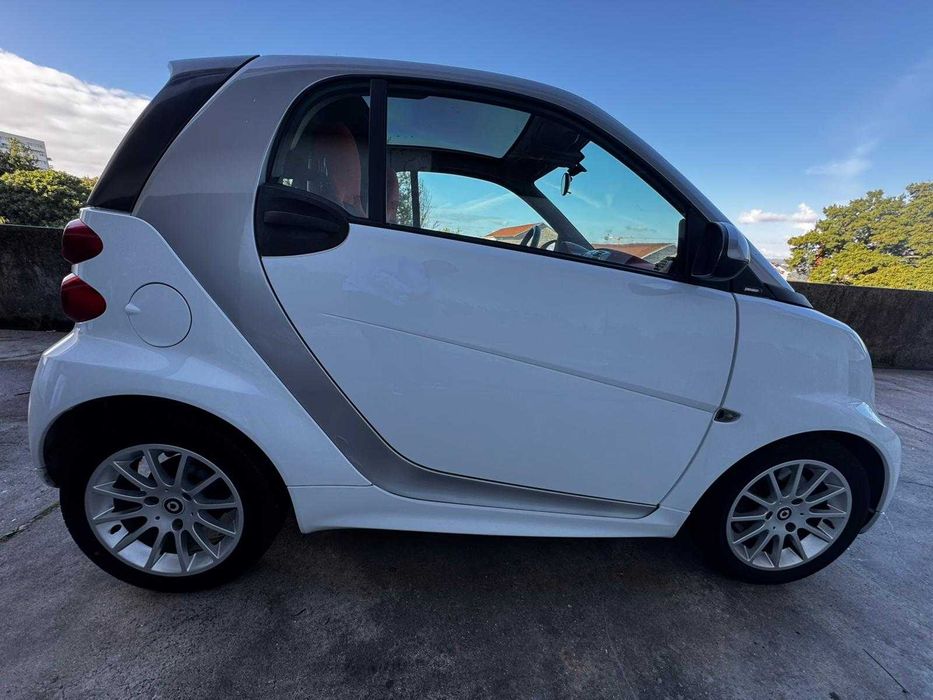 SMART FORTWO 1.0 84CV 2011