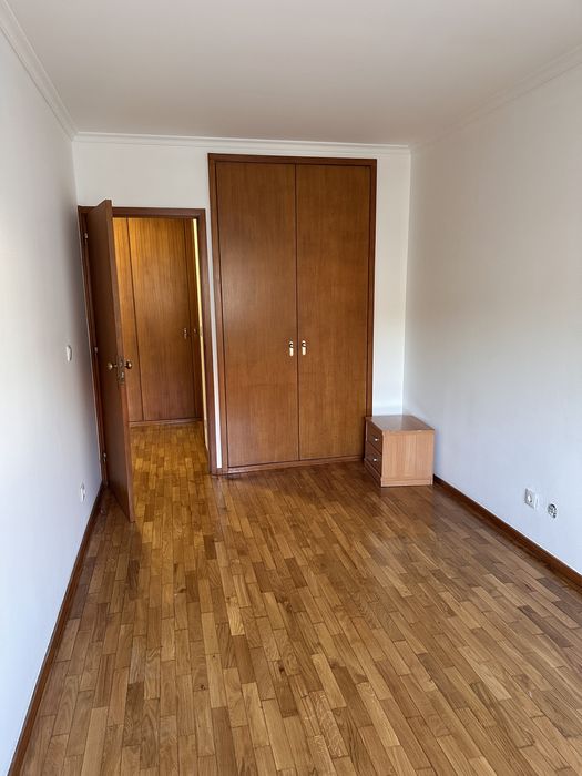 T2 REMODELADO NO AMIAL – Porto | Para estudantes