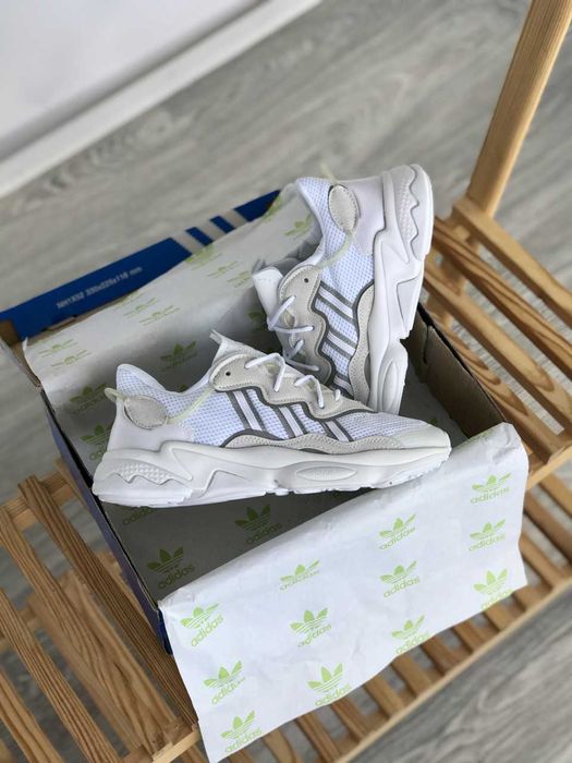 Кроссовки Мужские Adidas Ozweego White / Чоловічі Кросівки Адідас Озвіго/Кроссовки адидас Озвиго