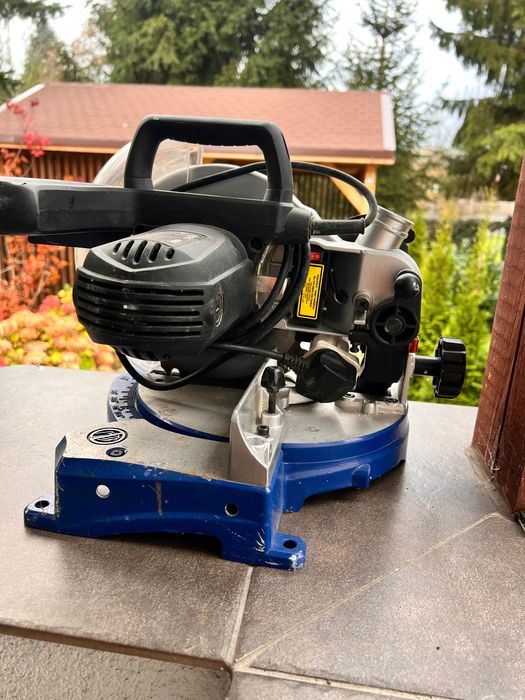 Ukośnica scheppach HM 80L