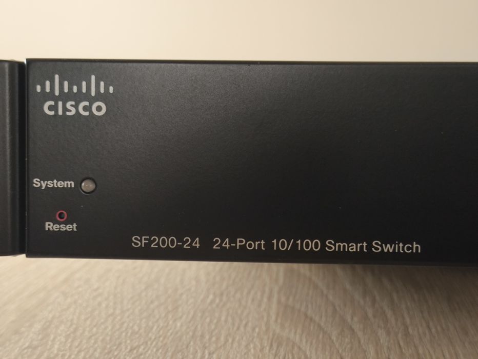 Switch, przełącznik zarządzalny Cisco SF200-24