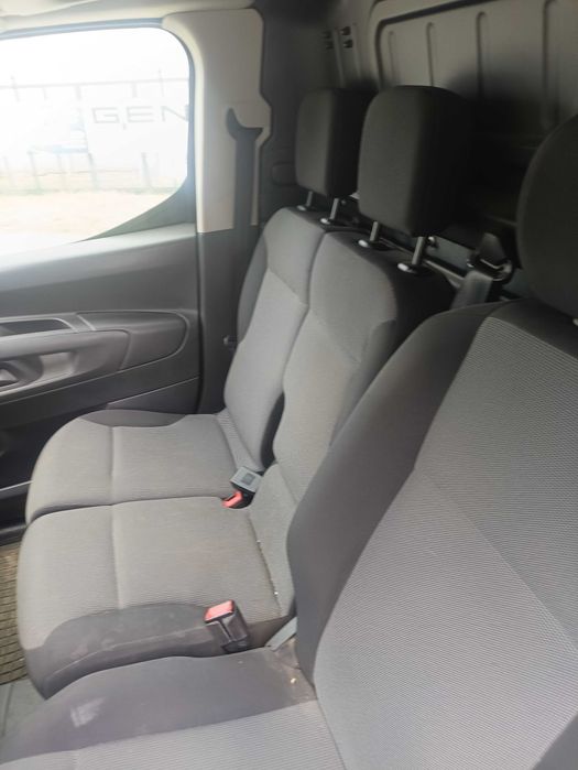 Peugeot Partner 1,5 BLUE HDI 2020 r.