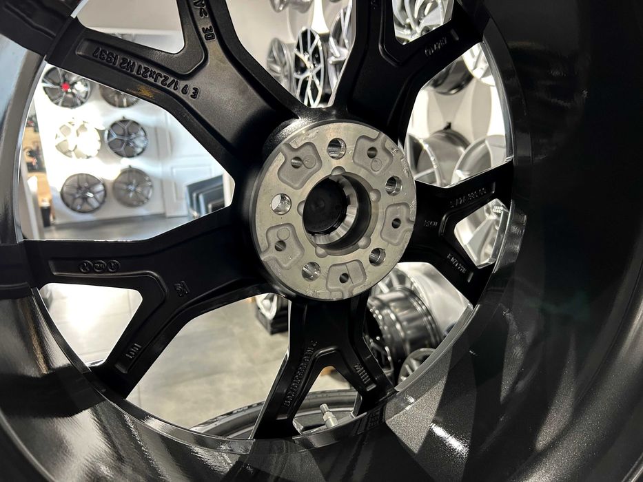 Oryginalne koła letnie 21 5x112 BMW X5 G05 G18 X6 G06 Pirelli RunFlat