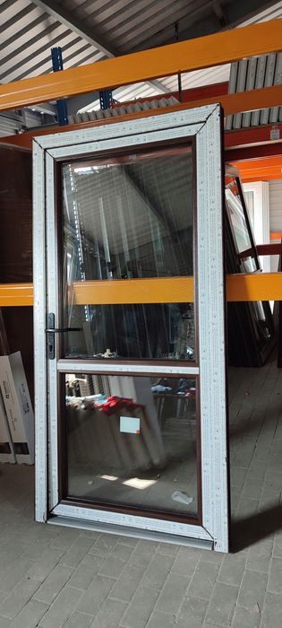 DRZWI Kacprzak 100x210 Drzwi ZEWNĘTRZNE PCV Sklepowe  Orzech