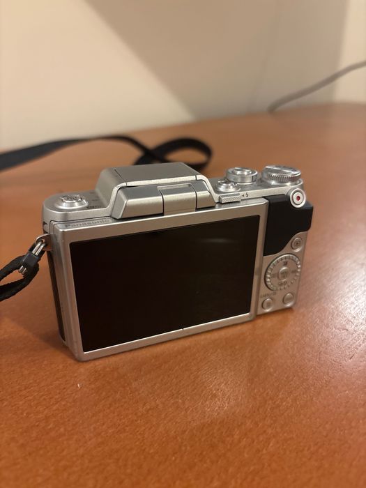 Câmera Panasonic Lumix GF7