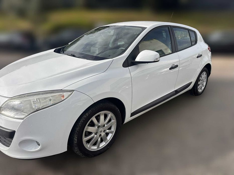 Renault Mégane 1.5 DCI Van de 2010 Salvado