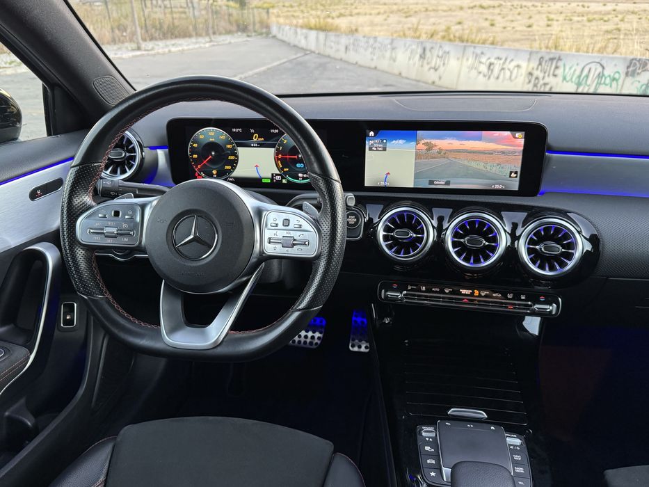 Mercedes A250e Limousine AMG 2021