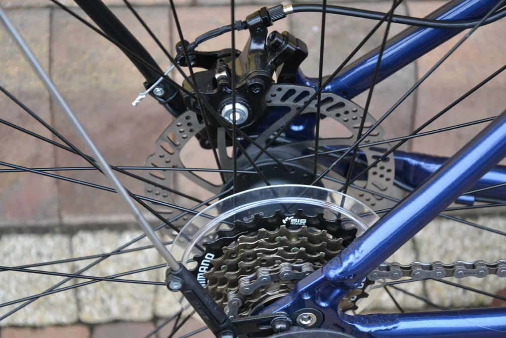 Bulls Wildcross Street Disc Shimano 3x7 Suntour rozmiar M 48cm Nowy