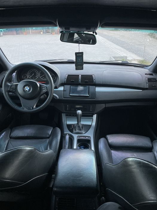 Продам BMW Х5Е53