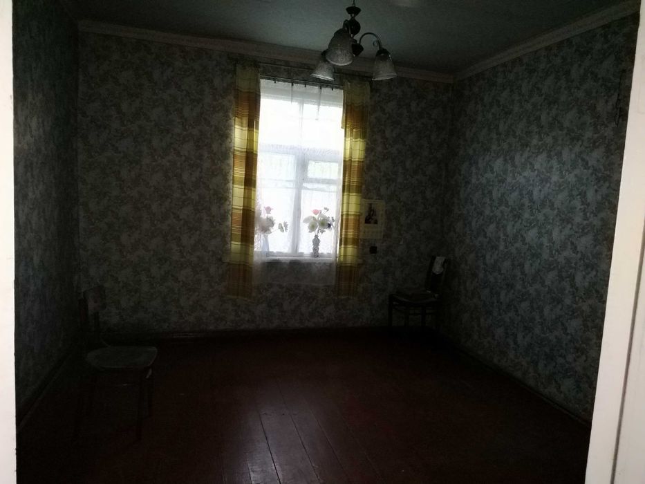 продам квартиру (смт. Ладан)