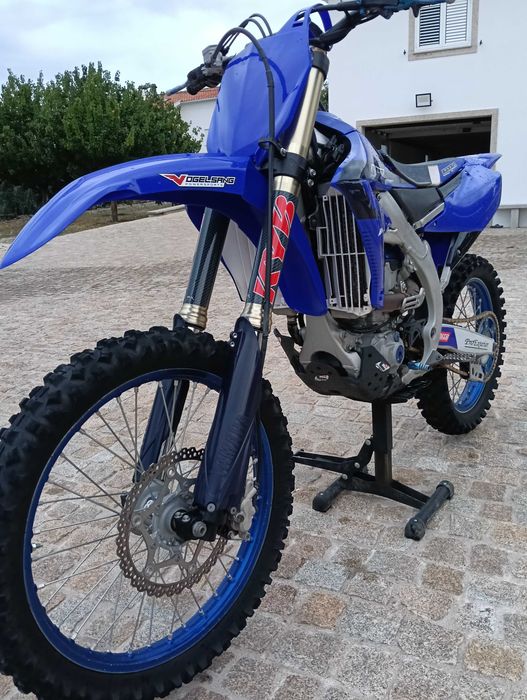 Yamaha YZ250f 2023 com cerca de 130 horas com mudança de óleo e filtro a todas as 7h