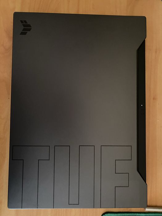 ASUS TUF DASH F15 FX516PE - Laptop gaming potente e ótimas condições