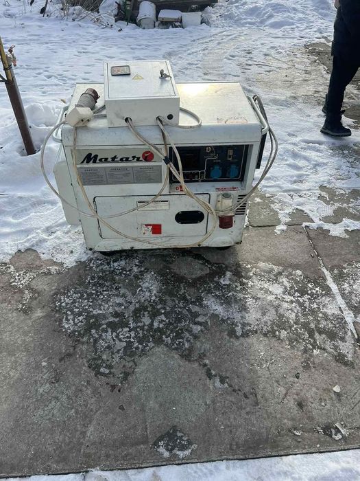 Продам генератор
