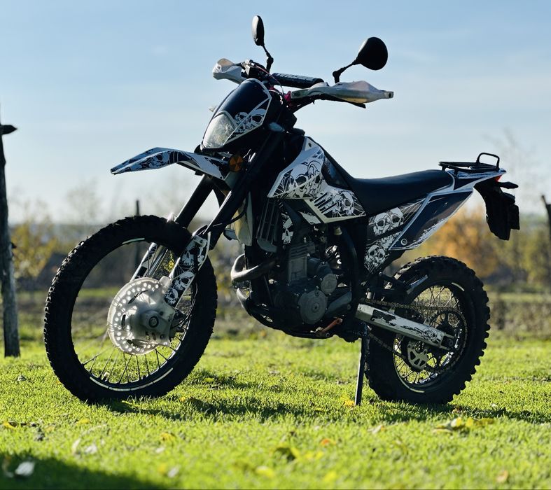Продам GEON DAKAR TwinCam 250 (enduro)