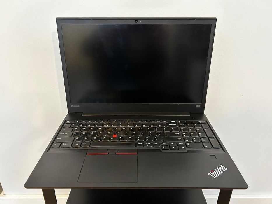 Laptop poleasingowy LENOVO THINKPAD E590 i5 8265U 16Gb 240SSD W11P