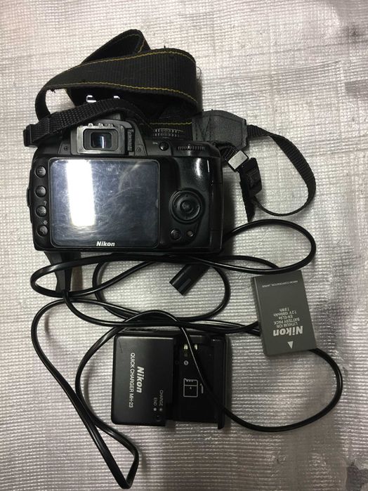Câmara Fotográfica NIKON D3000