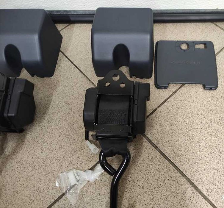 Elektryczne pasy mocowania wózka inwalidzkiego AMF Bruns. Nowe !!!