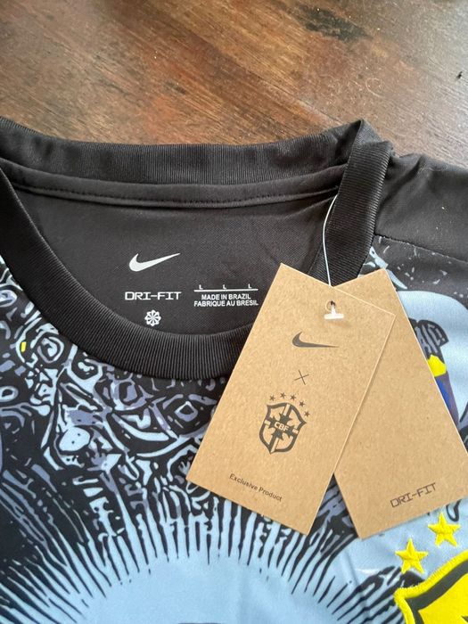 Camisola Brasil x UFC "Do Bronx" Nike Dri-fit edição especial