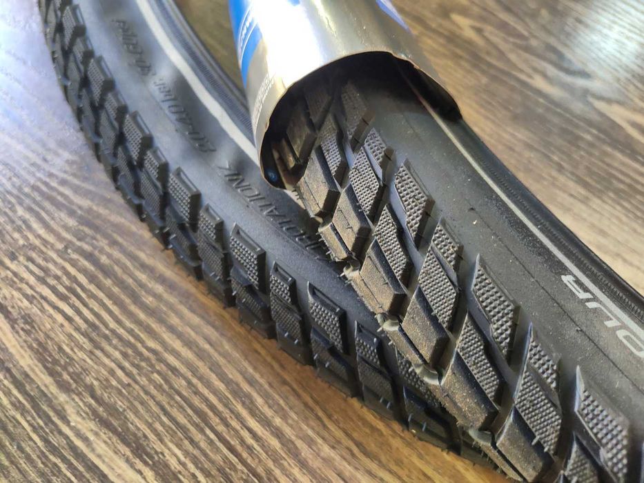 Par de Pneus Schwalbe Marathon Plus Tour 28x2,15" (55-622) - Novos, Nunca Usados