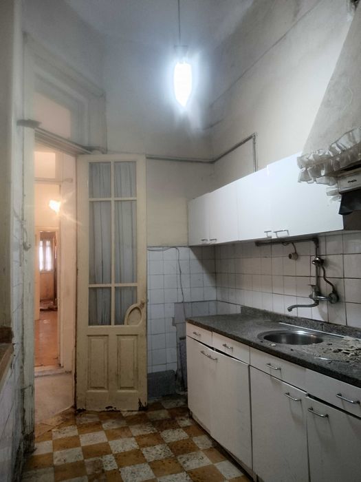 Venda apartamento T2 + 1 R/C a 70 metros da Rotunda da Boavista