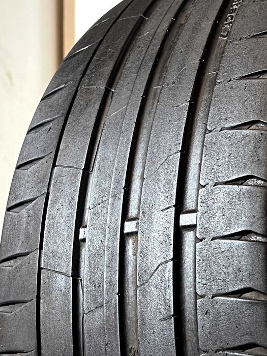 Pneus Continental Sport Contact 7 - 235/40/19 - Excelentes