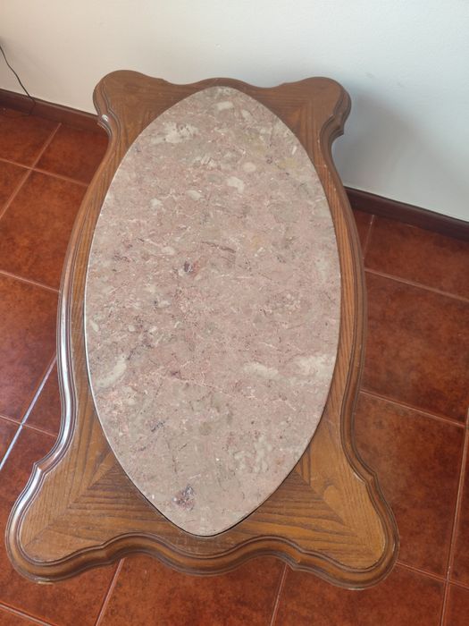 Mesa de sala oval