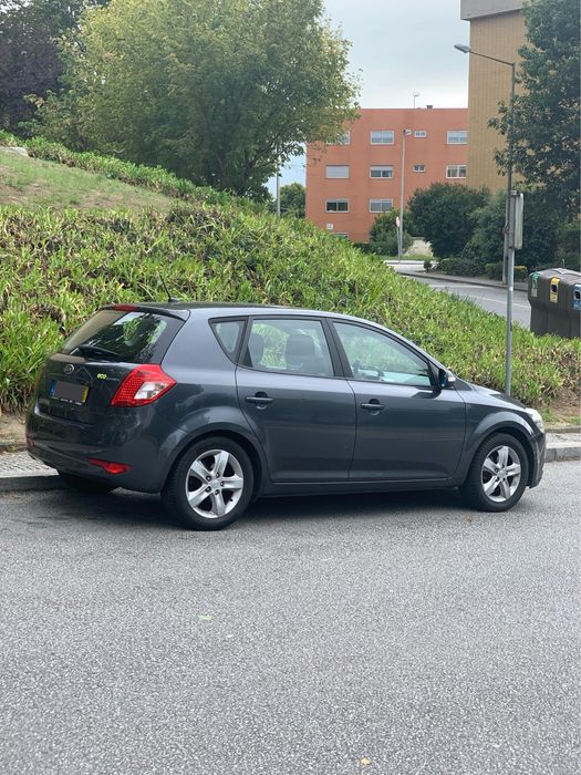 Kia ceed 2011 1,6 Diesel foto 2
