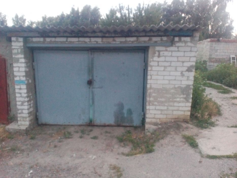 Гараж в розсошенцах