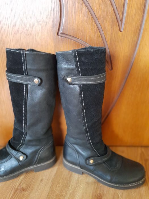 Продам:Сапоги кожані