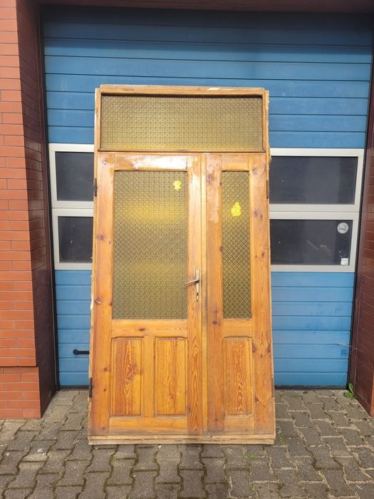 Drzwi  sosnowe  dwuskrzydłowe