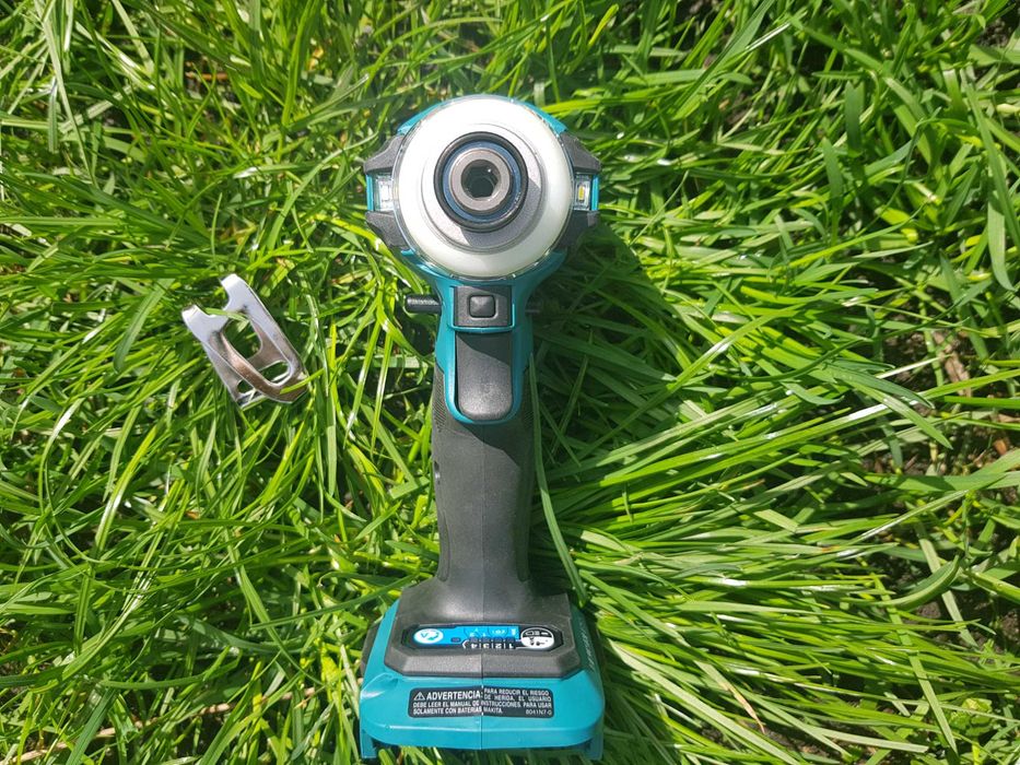 Шуруповерт імпакт акумуляторний Makita XDT19 18V LXT