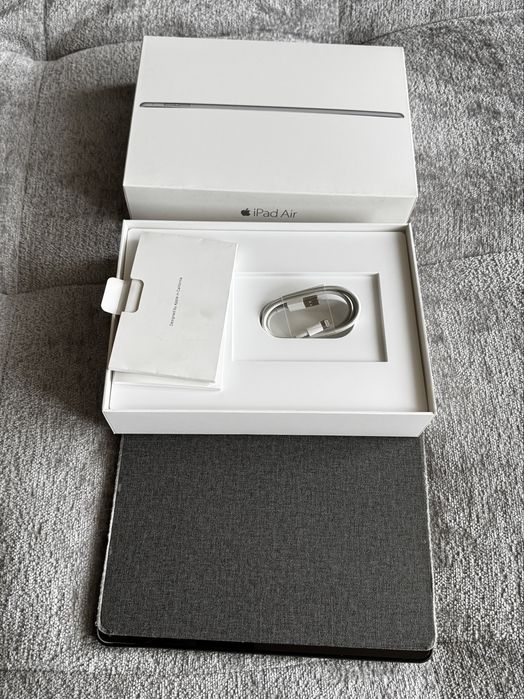 iPad Air 2 Wi-Fi & LTE Cellular 64GB Space Gray
