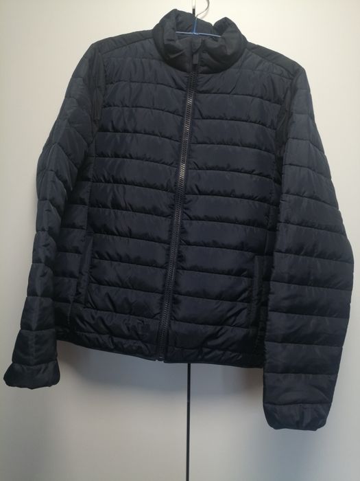 Продам новую мужскую куртку