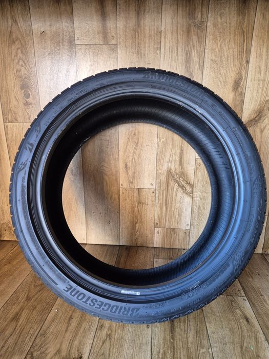225/40/19 Bridgestone Para Lato 6,5mm 2022r