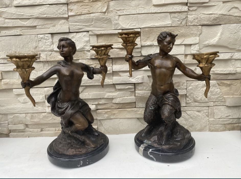 Dwa stare swieczniki z brązu Bóg z mitologii Pan Faun komplet