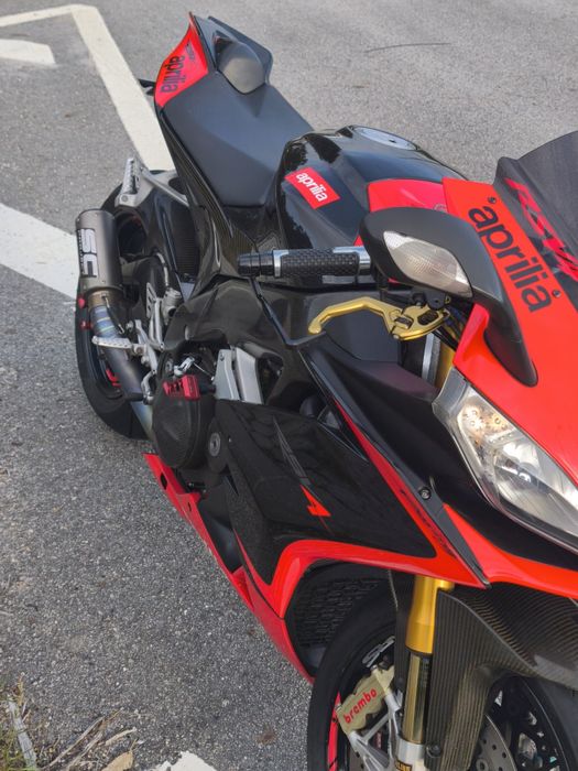 Aprilia RSV4 2012