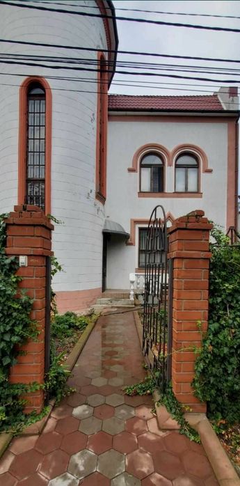 Дом по адресу ул. Спортивная (площадь 480 м²) - Atlanta.ua - фото 2