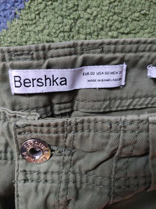 Spodnie dziewczęce, rozmiar 24, trzy sztuki