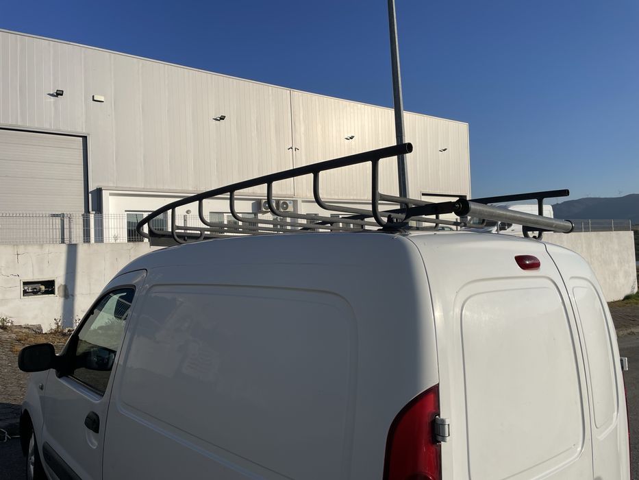 Grade automovel Ranault kangoo