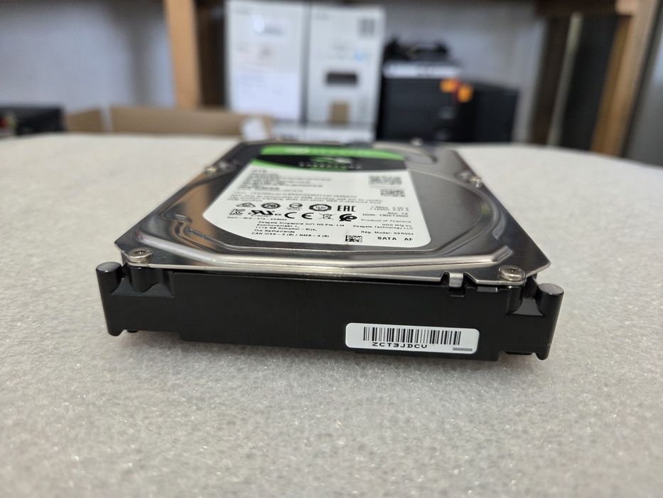 hdd seagate 8tb - купити комплектуючі для ПК - Ціна на OLX.ua