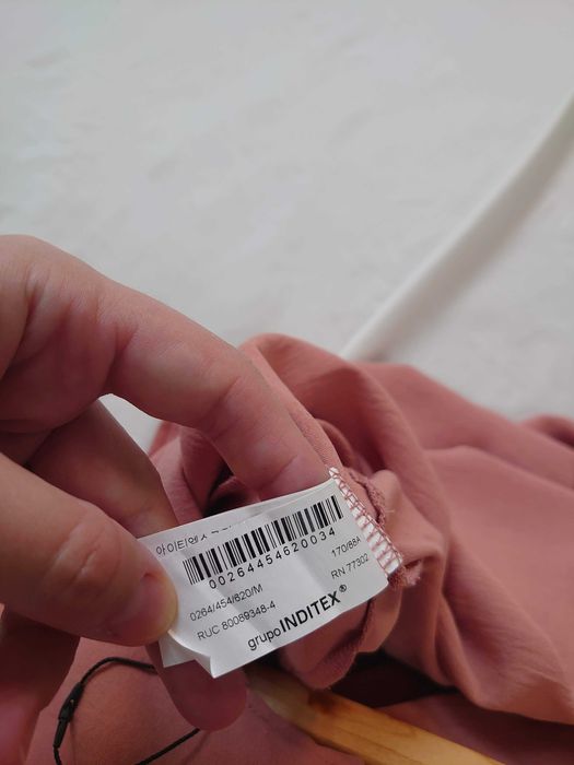 Delikatny długi kombinezon z szyfonu, Zara M